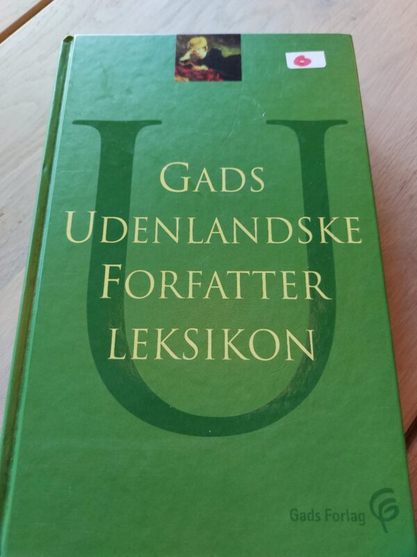 Forsiden af Gads Udenlandske Forfatterleksikon, en grøn bog med gylden bogstaver og lille illustration.