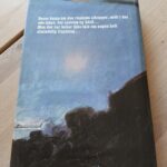 Copyright side i bogen Kold Front med information om originaludgivelse, forlag og trykkeår 1976.