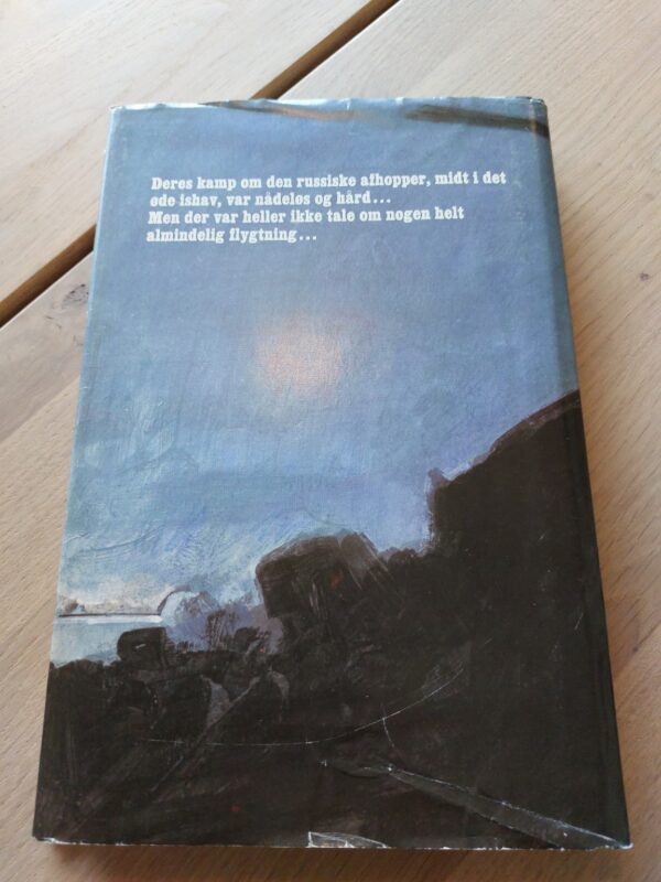 Copyright side i bogen Kold Front med information om originaludgivelse, forlag og trykkeår 1976.