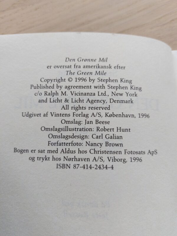 Copyright side i bogen Den Grønne Mil 3: Coffeys hænder med forfatter, forlag og ISBN nummer.