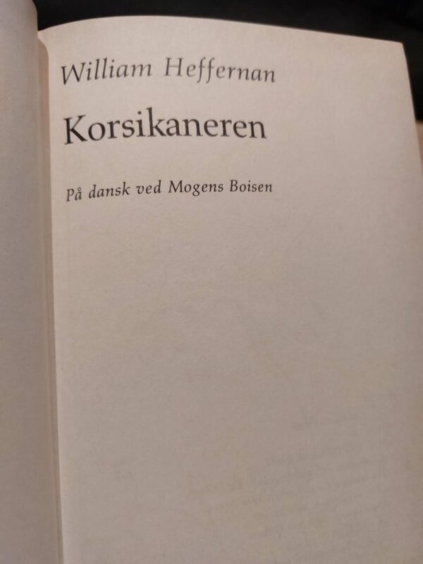 Inderside med oversætterinformation