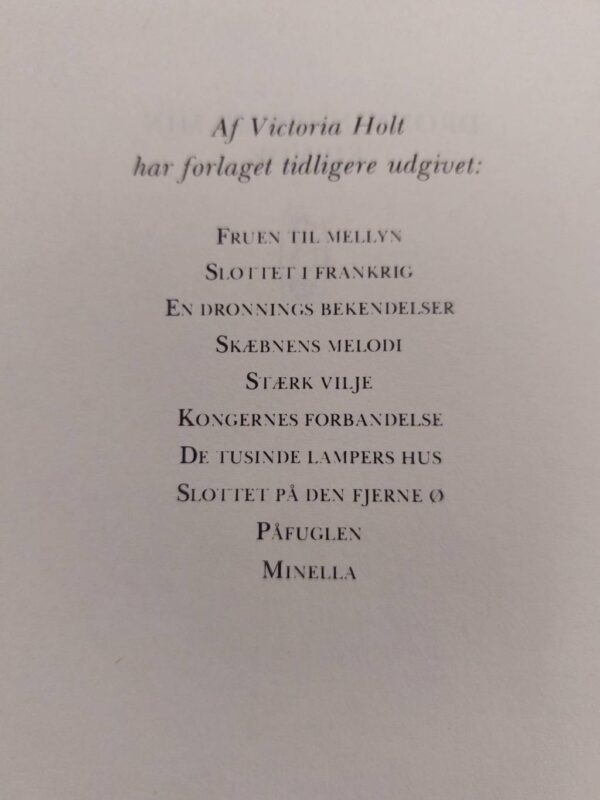 Liste over tidligere udgivelser af Victoria Holt
