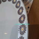 Flere Thun fade og skåle med blomstermønster