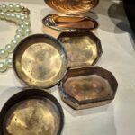 Detaljeret visning af patina på etui