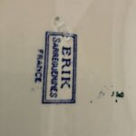 Erik Sarreguemines stempel på bagsiden af middagstallerken
