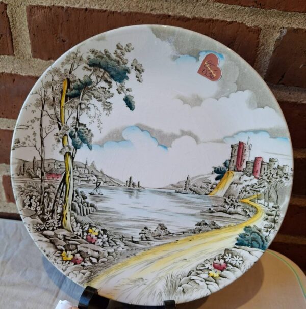 Vintage tallerken fra British Anchor med 'Village Green'-motiv