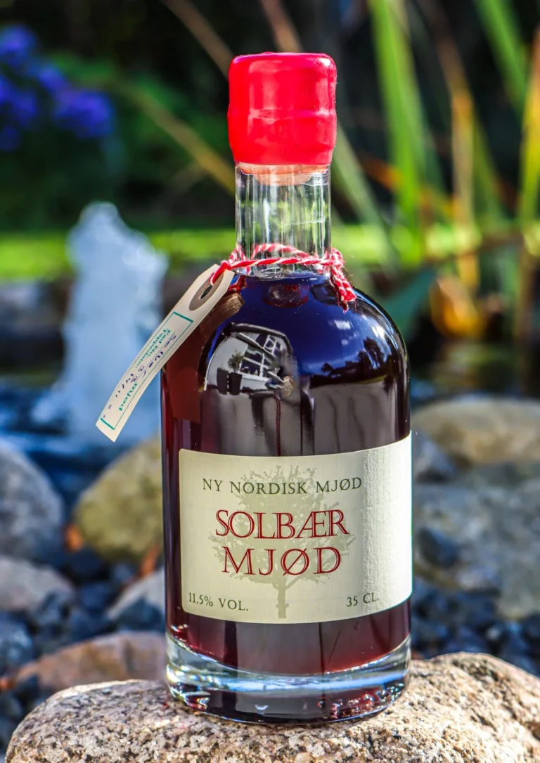 Solbærmjød – Ny Nordisk Mjød, 5 cl eller 35 cl