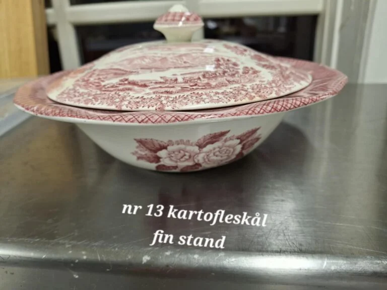 Engelsk rød fajance kartoffelskål med låg – 1800-tals landidyl