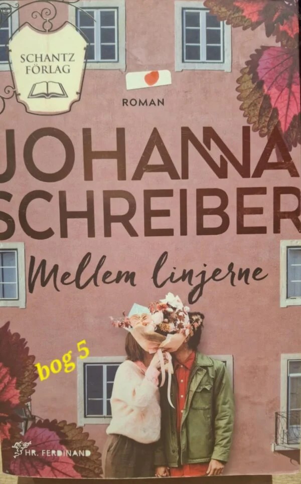 Nærbillede af bagsideteksten på bogen 'Morgen på Jalna' af Mazo de la Roche, der beskriver historien om borgerkrig i Amerika.