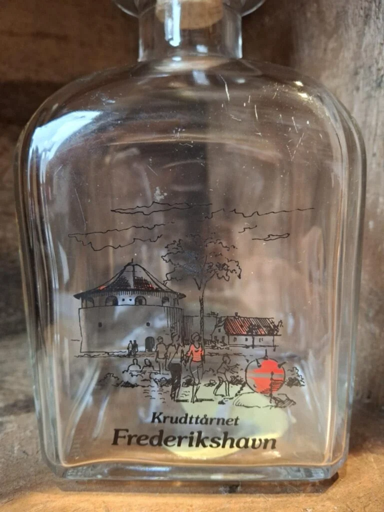 🏰 Souvenirflaske – Krudttårnet, Frederikshavn
