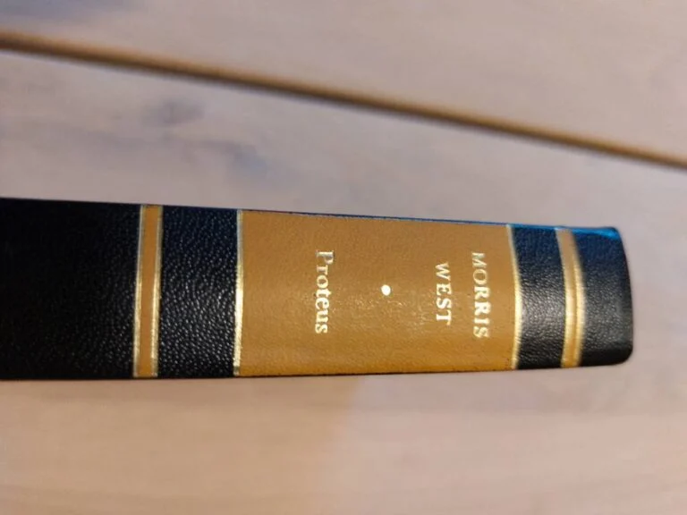 Morris West: Proteus – En Klassisk Romanbog