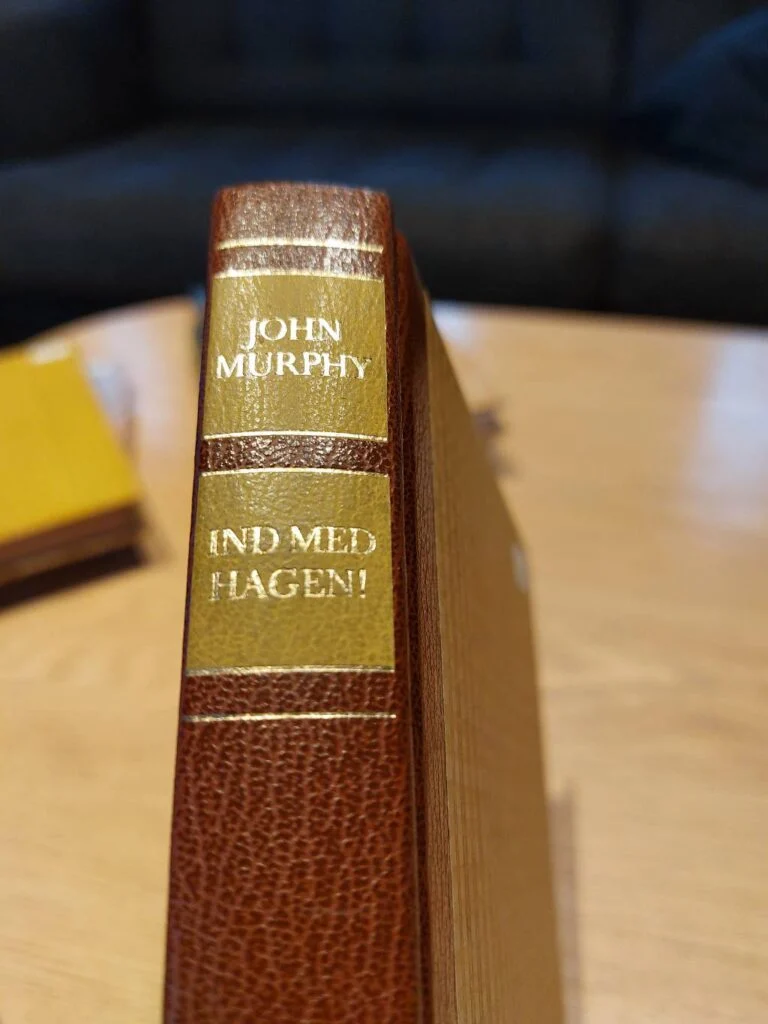 Bog: Ind med Hagen! af John Murphy