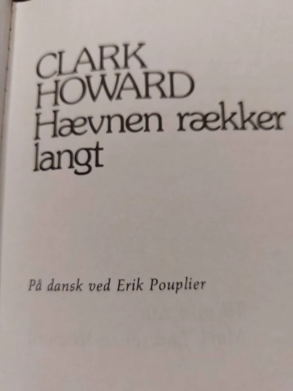 Titelside med forfatter og oversætter