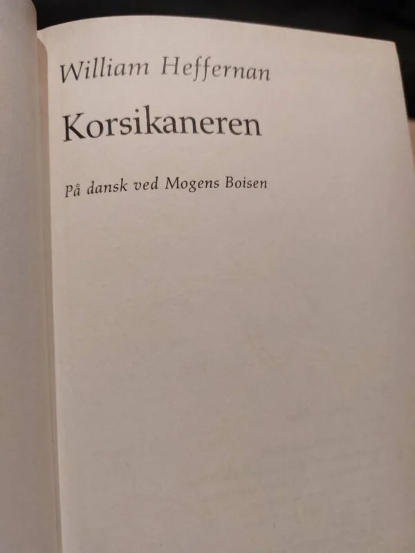 Inderside med oversætterinformation