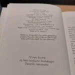Indledende side med copyright og dedikation