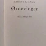 Titelblad af 'Ørnevinger' oversat af Mogens Boisen