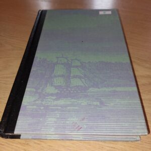 Hardcover bog med illustration af skib på forsiden