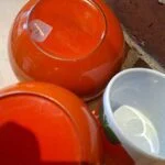 Bunde af æbledåser med Lønborg mærke og etiketter