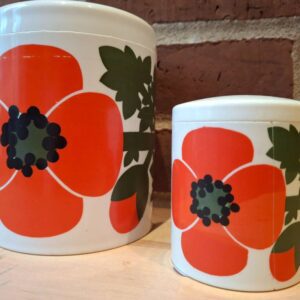 Dåsesæt fra Lønborg med orange blomsterdesign