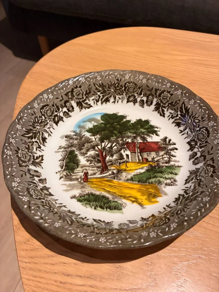 Country Style Pastatallerken fra Staffordshire