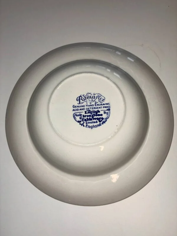 Bagsidemærkning af Romance tallerken, English Ironstone