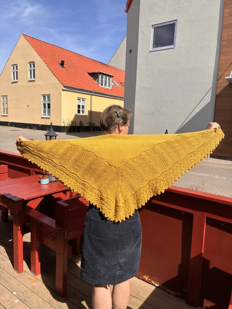 Håndstrikket Mary Svøb