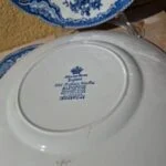 Bagside af Johnson Bros desserttallerken med serienavn Old Britain Castles