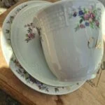 Thun porcelænskop med teksten Oldemor og blomsterdetaljer