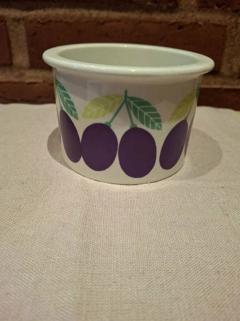 Arabia skål med blomme-motiv