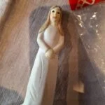 Konfirmationspige i porcelæn og dug