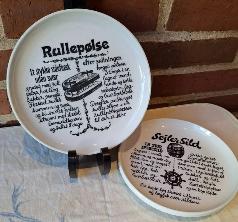 Retro rullepølsetallerken med opskrift