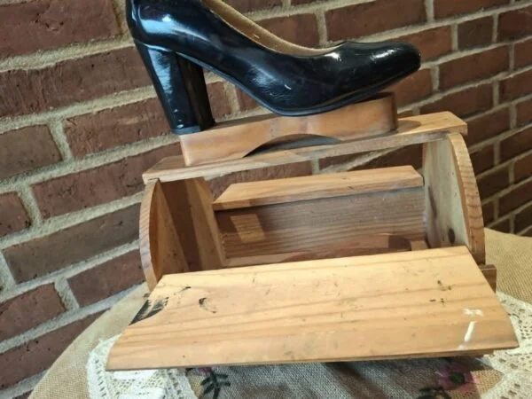 Vintage skopudserkasse i træ – Limpiacalzados