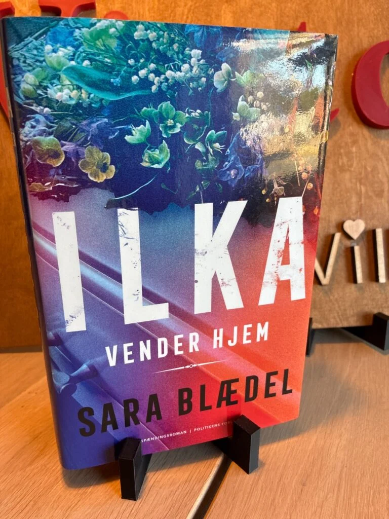Ilka vender hjem - Vintage Krimi af Sara Blædel