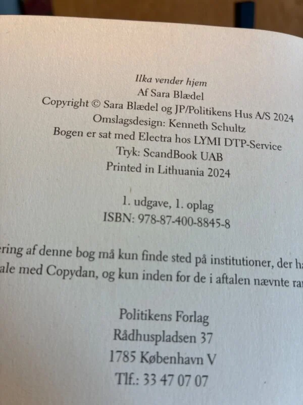 Ilka vender hjem - Vintage Krimi af Sara Blædel