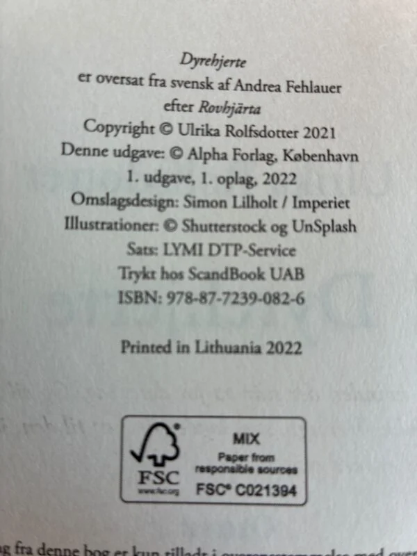 Dyrehjerte – Ulrika Rolfsdotter (2022)