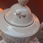 tekande med blomstermotiv