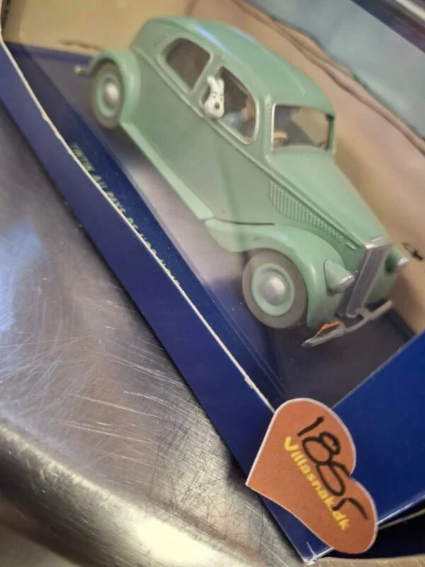 Vintage Tintin Lancia Aprilia Model
