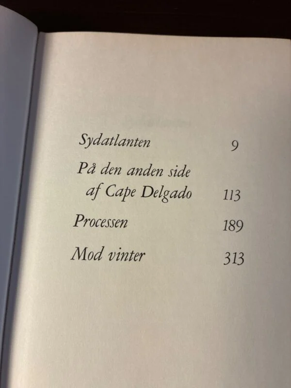 Af militær nødvendighed - Vintage Bog