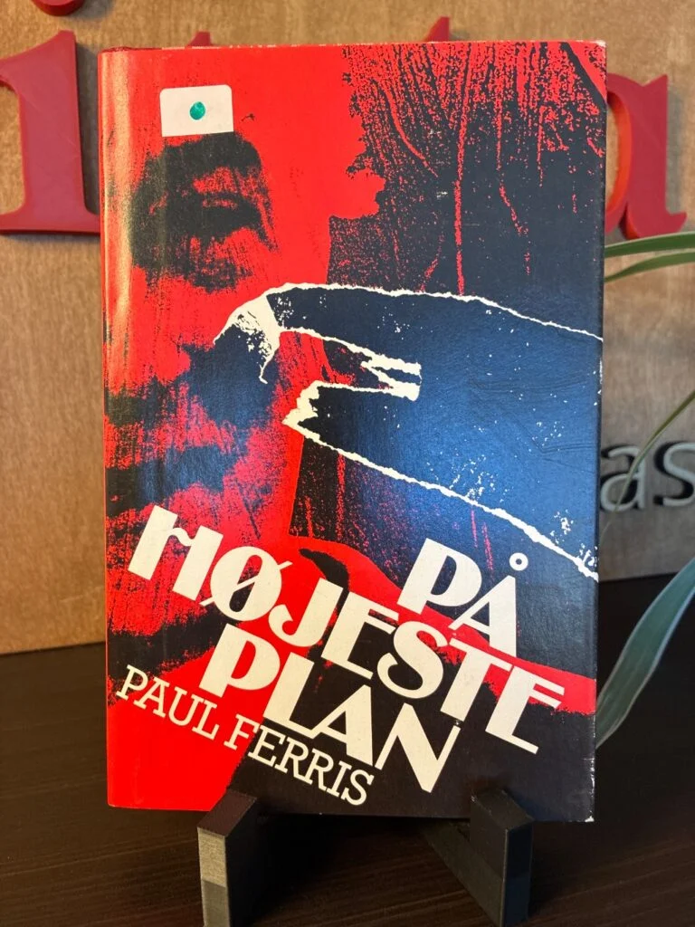 På Højeste Plan af Paul Ferris - Vintage Kriminalroman