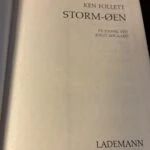 Storm-øen af Ken Follett - Vintage Bog