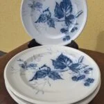 Fire Villeroy & Boch Rubus-tallerkener med blåt brombærmotiv