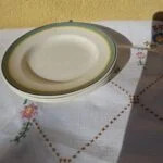 Aluminia Valdemar kaffetallerkener – 15,2 cm med grøn og gul kant