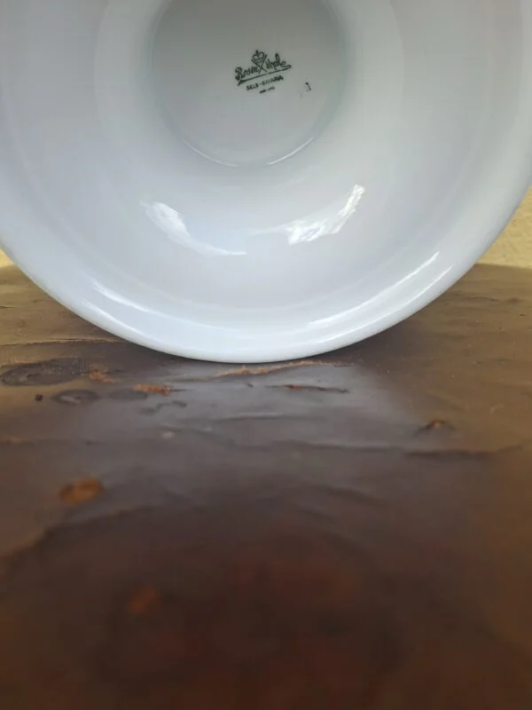 Rosenthal-stempel med teksten Selb-Bavaria på skålens underside