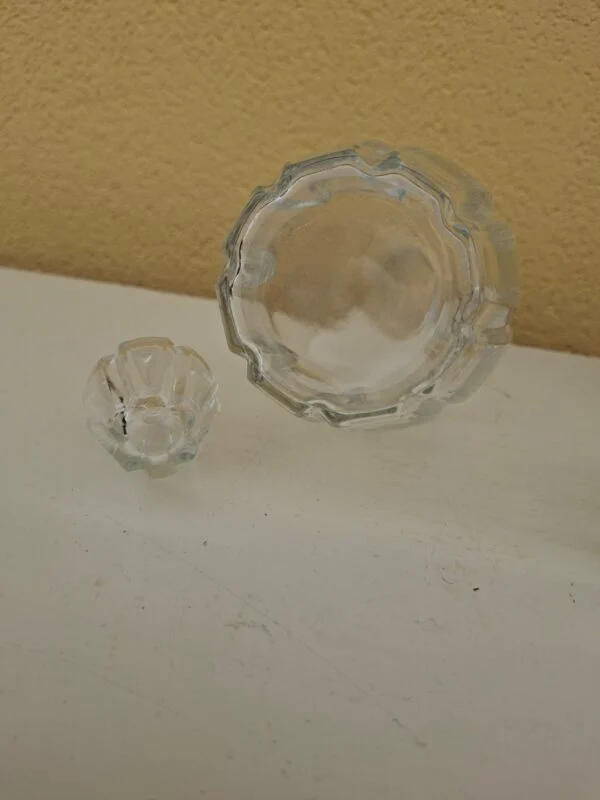 klar glas med prop