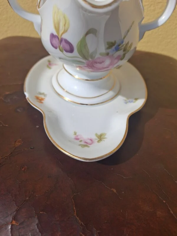 hvidt porcelæn
